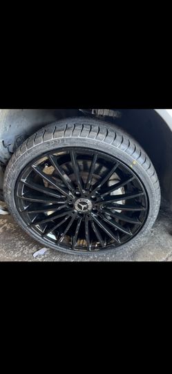 Mercedes S550 Cls E300 Cl 20” New Gloss Blk Amg New Rims New tires Set