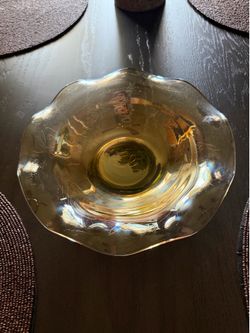 1950’s Jeanette Glass ruffled bowl