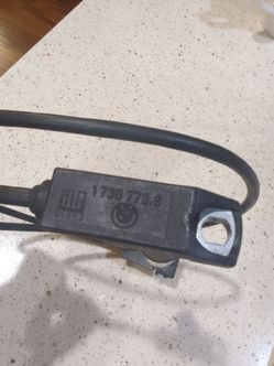 BMW pulse generator / RPM sensor / crankshaft position sensor (OEM part number 1(contact info removed)773