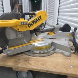Dewalt DWS780 Double Bevel Sliding Miter Saw 
