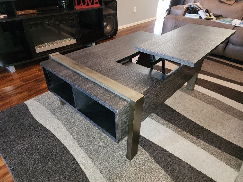 Forleeza LiftTop Coffee Table for Sale in Avondale, AZ OfferUp