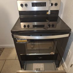 Brand New Whirlpool Electric Stove With 5 Year Warranty 