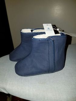 New Baby Gap baby girl boots