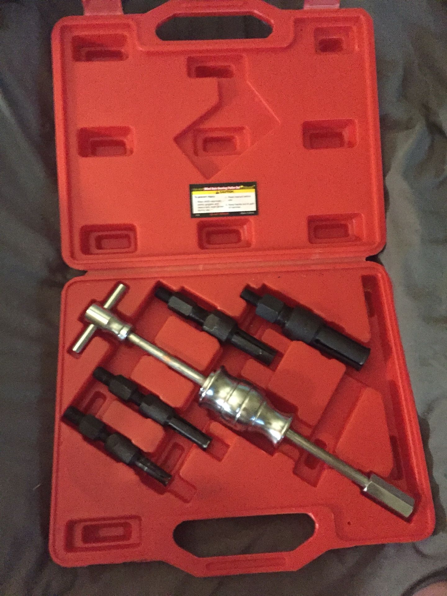 Pittsburgh Blind Hole Bearing Puller Set 95987