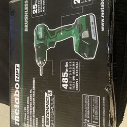 Metabo HPT/Hitachi DS18DDXM 18V Cordless Lithium-Ion Drill Driver Kit