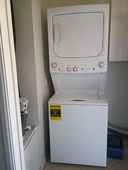 GE Stacked Washer Dryer Combo Unit