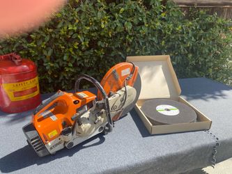 Stihl TS400 Gas-Powered Cutter for concrete / stone / brick 14”
