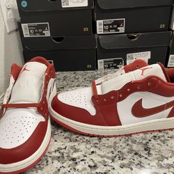 Jordan 1 Low Brand New W/box Men’s 10