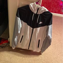 nike windbreaker jacket