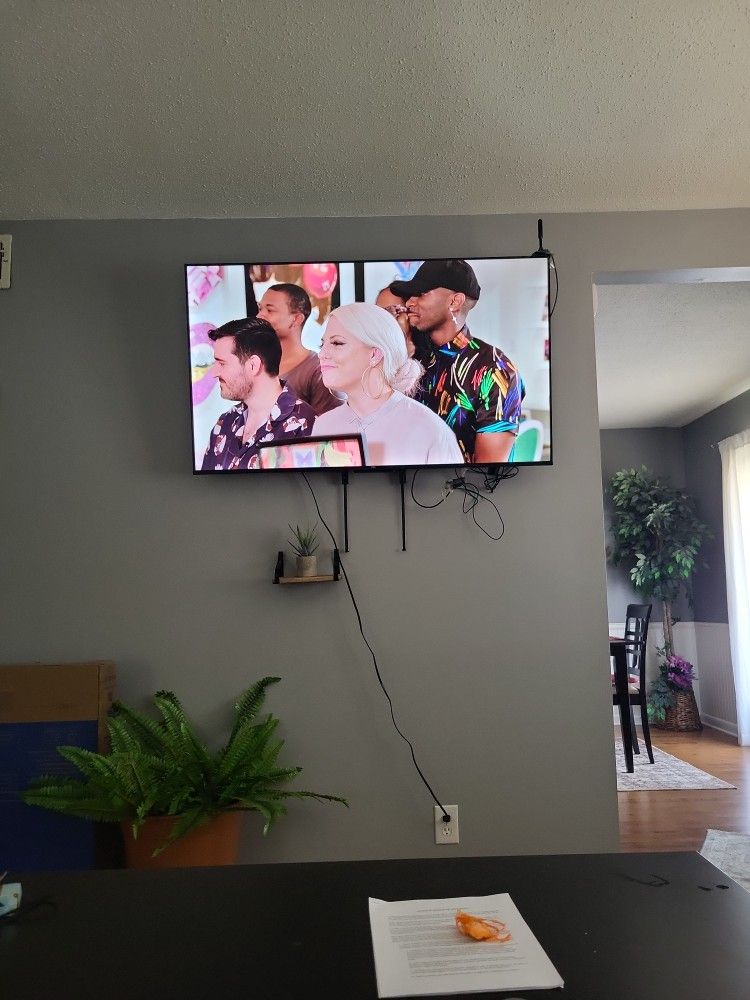 TCL 55" TV 