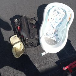 New Baby Tub Diaper Bag And Diaper Disposal Bag All The Items 20 Firm