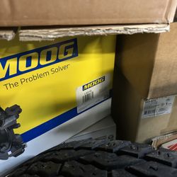 MOOG  LK016 Knuckle Fits Ford Escape, Mercury, Mariner, Mazda Tribute