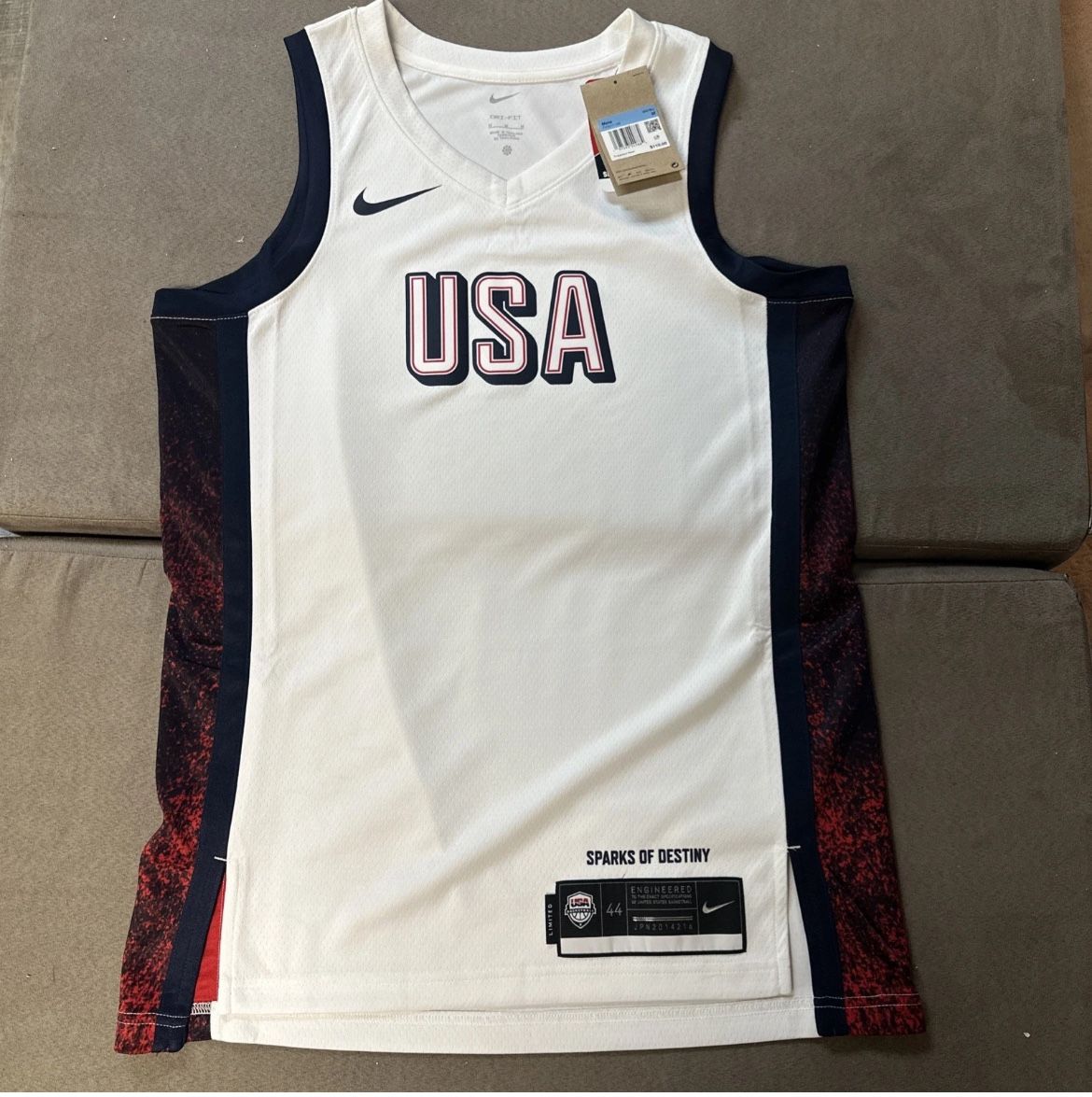 Brand New - Nike Team USA Basketball Home Jersey Sparks Of Destiny Men’s  Size 44 Medium 