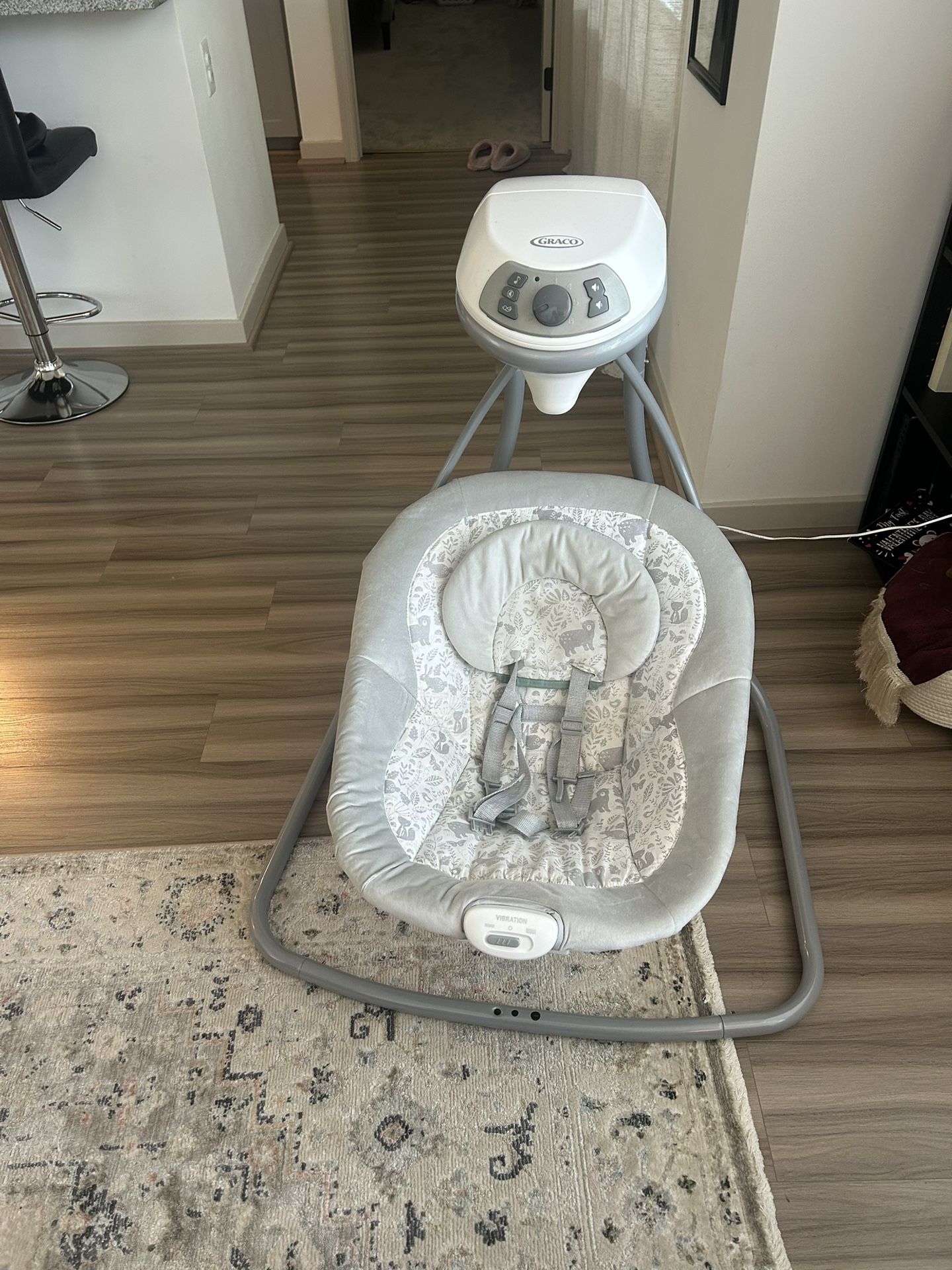 Graco baby swing 