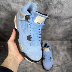 Jordan 4 UNC size 6.5Y