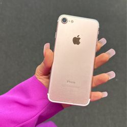 iPhone 7 - 32gb ( Fully Unlocked ) 