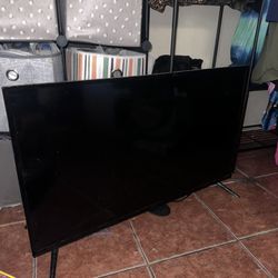 39” FLAT SCREEN TV! SMART FIRE TV 