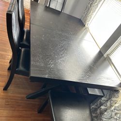 Dinning Table With 4 Chairs