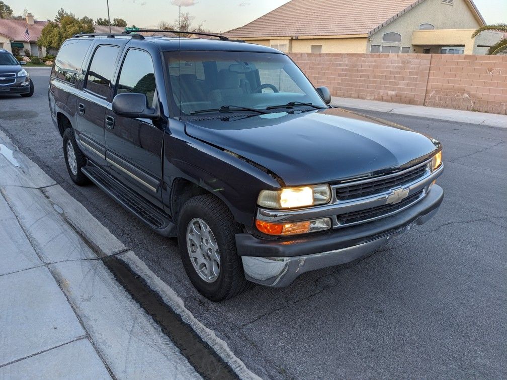 2004 Chevrolet Suburban