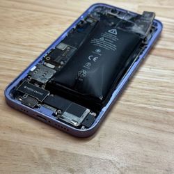 iPhone 11 | New Battery 