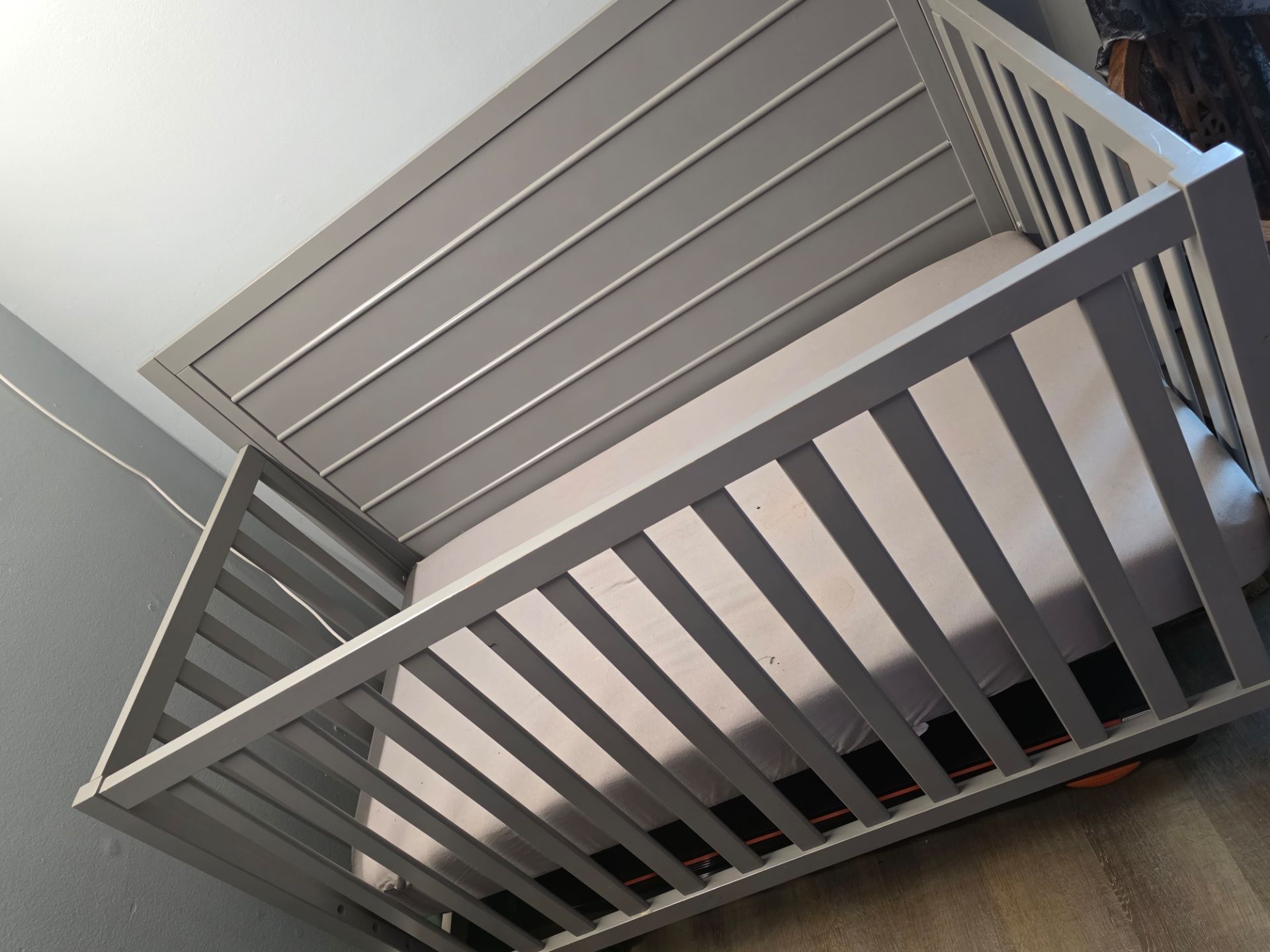 Gray Baby Crib with mattress – Needs Small Fix”