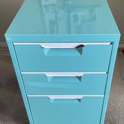 Filing Cabinet With Drawers