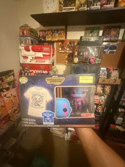 Guardians of the galaxy drax funko with shirt new