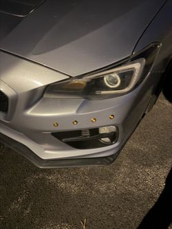 Subaru WRX 2017 headlights