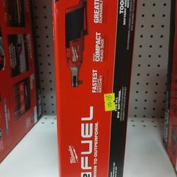 Milwaukee new 3/8" Ratchet 12M Fuel 