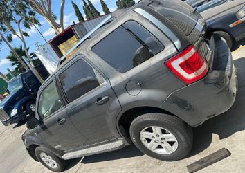 2008 Ford Escape( Parts Only)