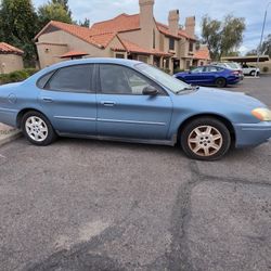 2007 Ford Taurus SE  74,000 Miles