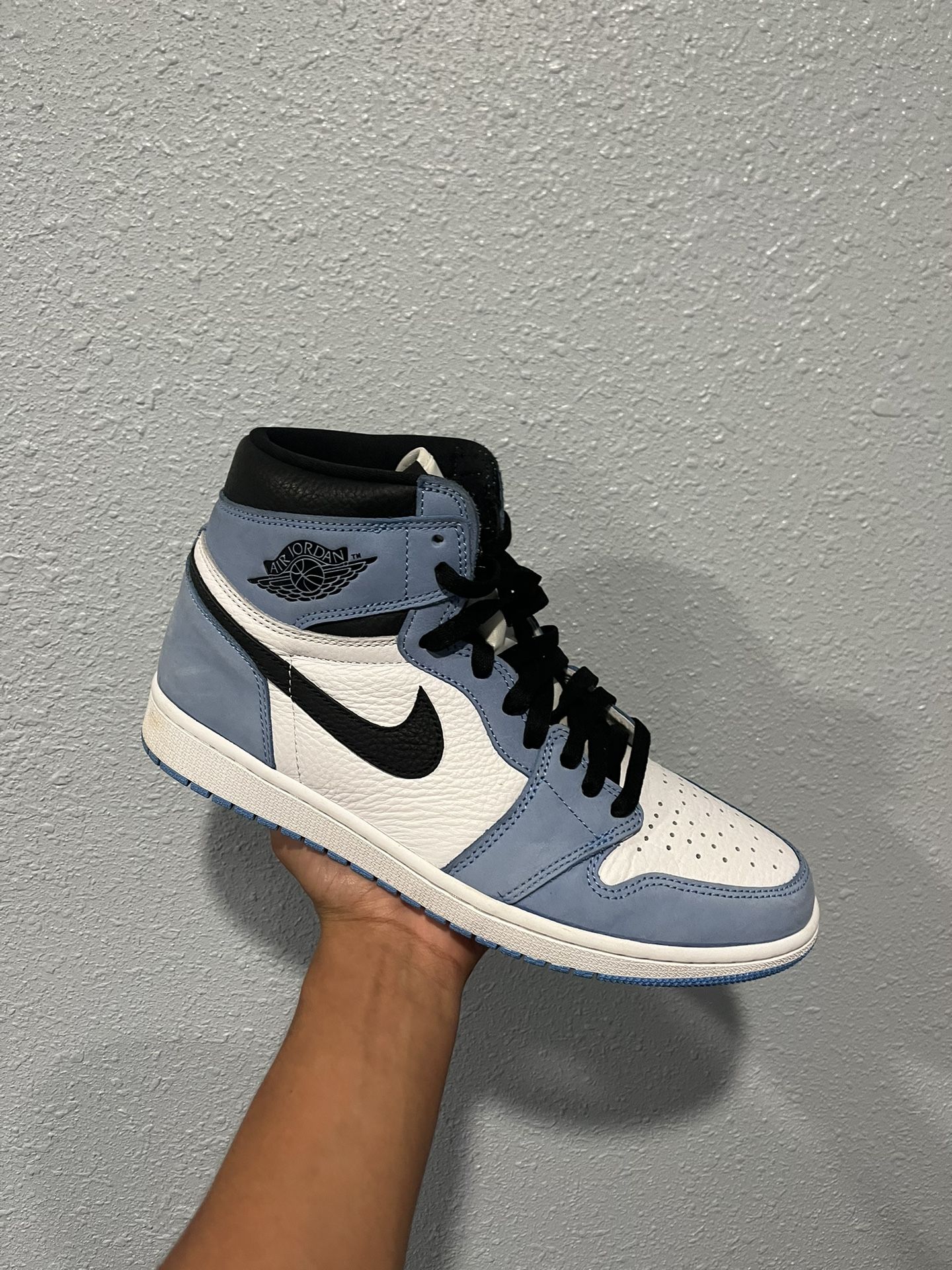 Jordan 1 Unc