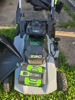 Wireless lawnmower