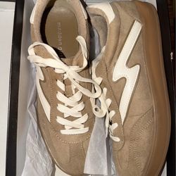Womens  Madden Girl GIIA Dark Taupe Sneakers Women's 9.5