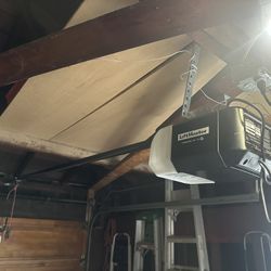 Garage Door Opener 