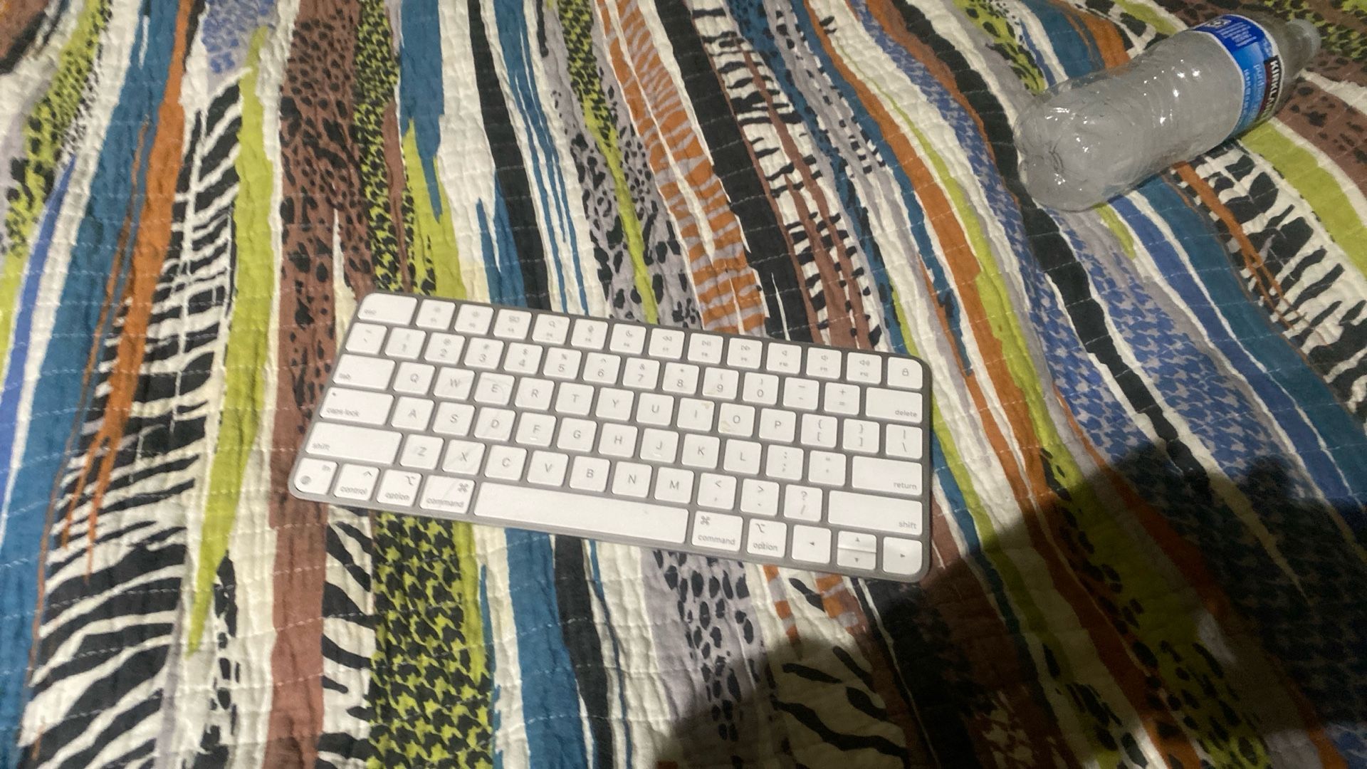Apple keyboard