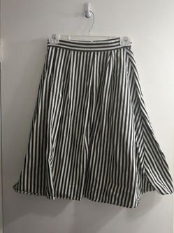 Black and White Striped Skirt XS