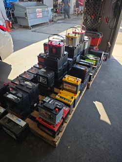 Car Battery 24f H5 34 78 65 48 49 47 H6 H7 51r 94r 86 H8 H9 Truck SUV And Car Batteries with Warranty. $60 + Core. Bateria para cualquier carro COVINA
