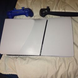 PS5 PRO with PSP Controllers and accessories