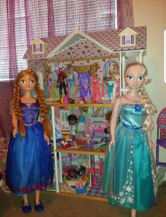 Ana & Elsa doll 3ft tall