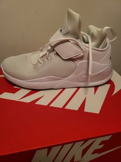 Nike..KWAZI...ALL WHITE...size 12