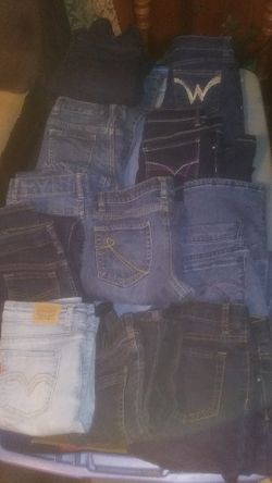 4 pairs for $20 Girls size 10 skinny jeans other sizes available.women. men.girls&boys