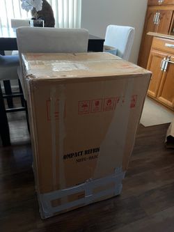 Mini Fridge – Like New – Only Used 3 Days