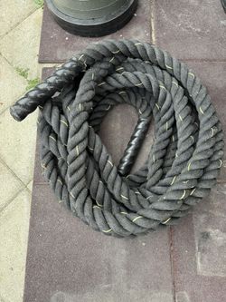 Battle Rope Workout Rope In Good Condition Maybe Just Needs A Cleaning