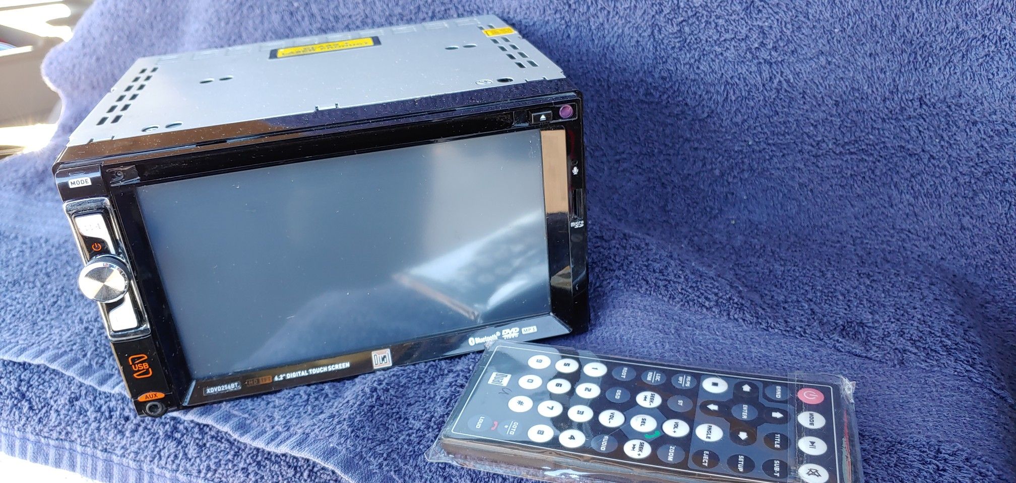 Dual 7" inch double din Entertainment player