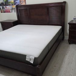 4 Pc King Bedroom Suit 