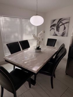 Ashley Dinning table & chairs