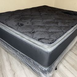 14” Cal King Midnight Collection Hybrid Pillow Top Mattress!