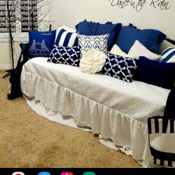 Day Bed With Trundle 