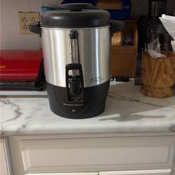 Fast Brew, Hot Beverage Dispenser 40 Cup Coffee - 40514: Electric Coffee Urn & Dispenser, 1090W, Silver, 8 oz Cup Capacity